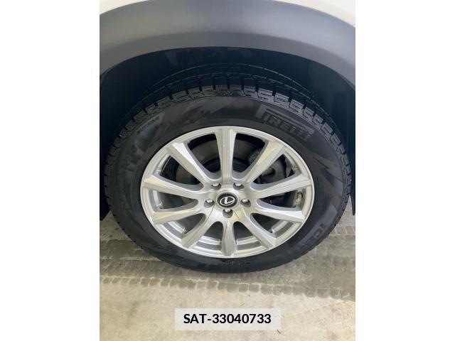 Lexus NX 2016-06 2350535-6