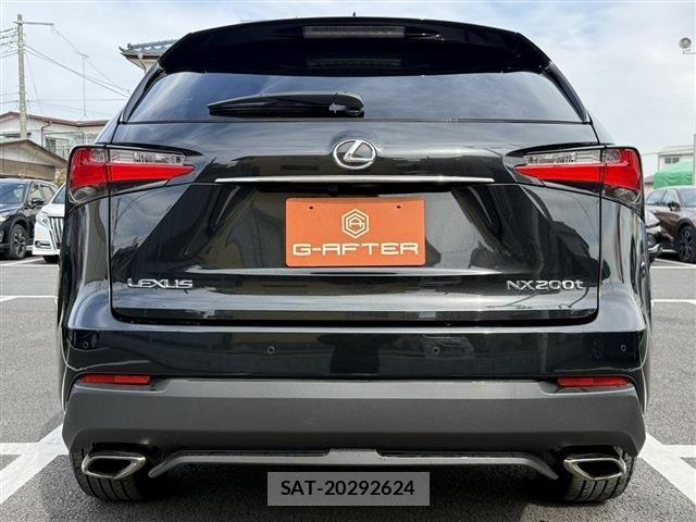 Lexus NX 2016-06 3771430-9