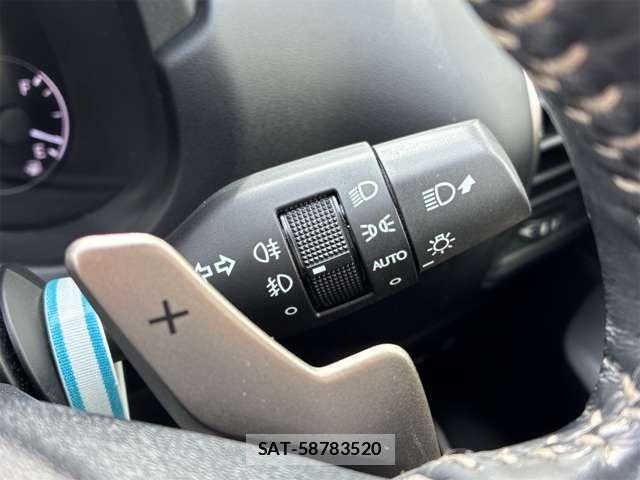Lexus NX 2015-07 4964585-9