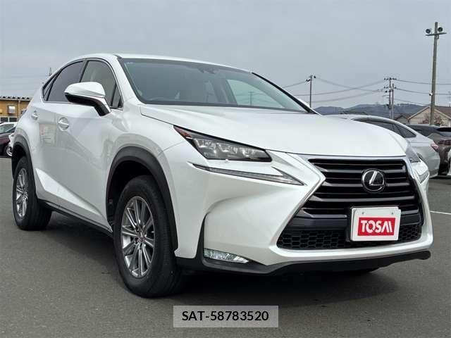 Lexus NX 2015-07 4964585-24