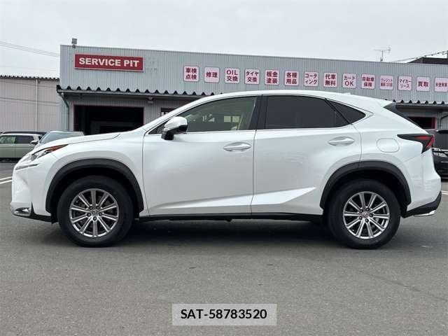 Lexus NX 2015-07 4964585-28