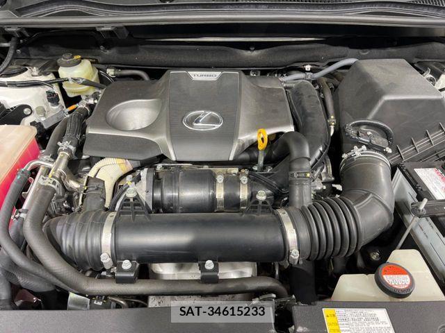 Lexus NX 2015-05 6612874-17