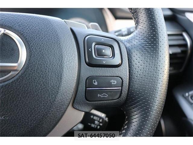 Lexus NX 2015-07 6815717-5