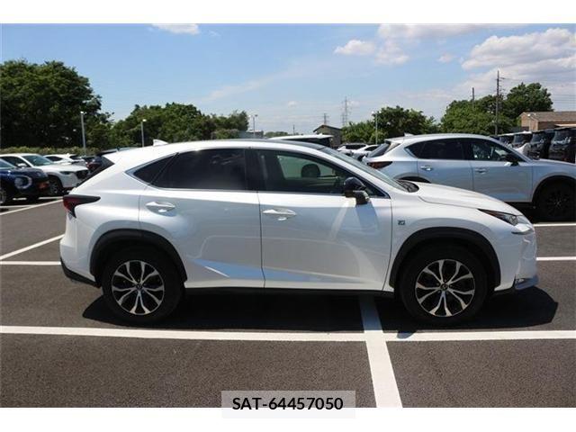 Lexus NX 2015-07 6815717-8