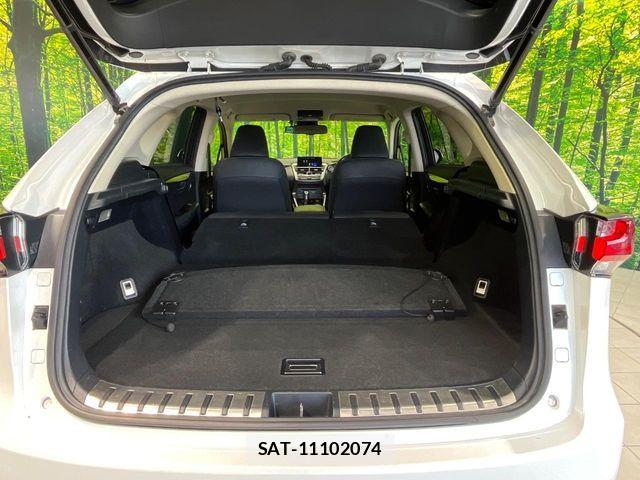 Lexus NX 2015-01 7059275-9
