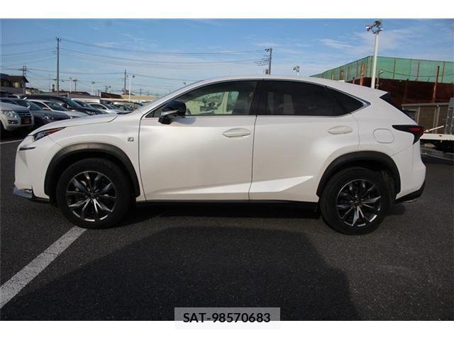 Lexus NX 2015-07 7221009-9