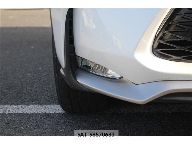 Lexus NX 2015-07 7221009-27