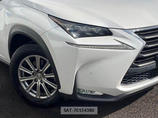 Lexus NX 2015-06 7562360-11