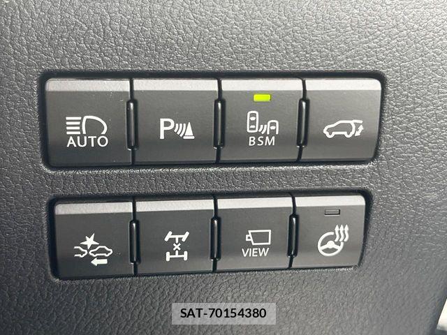 Lexus NX 2015-06 7562360-4