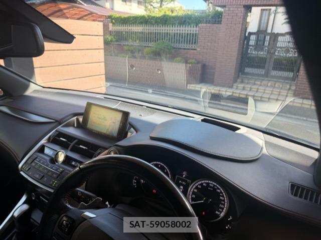 Lexus NX 2016-05 8036447-22