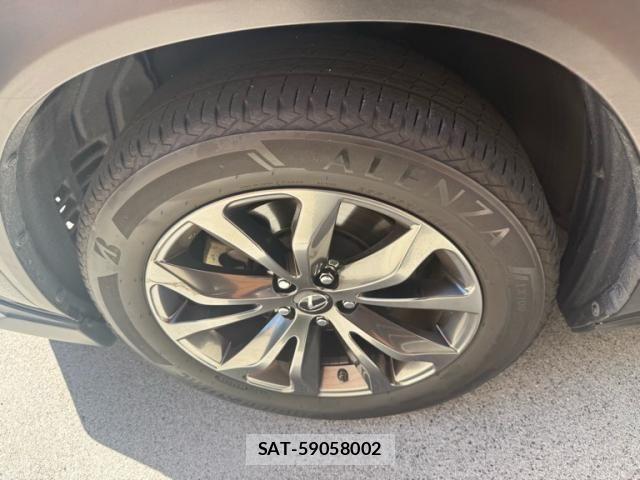 Lexus NX 2016-05 8036447-5