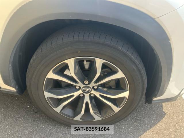 Lexus NX 2014-09 8074353-4