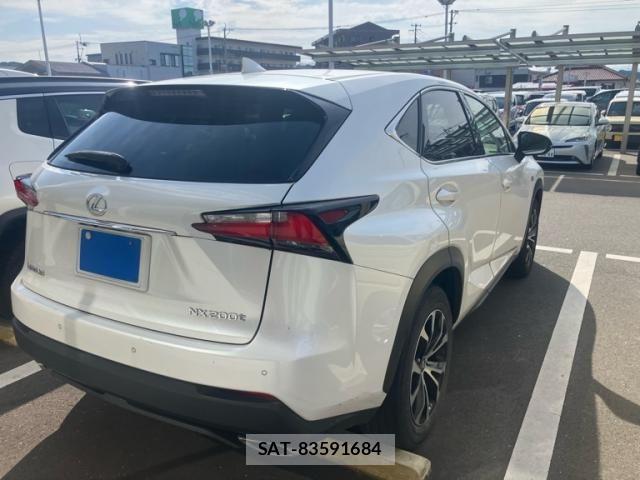 Lexus NX 2014-09 8074353-7
