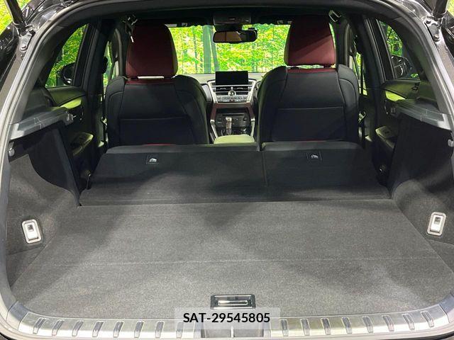 Lexus NX 2014-08 8208402-9