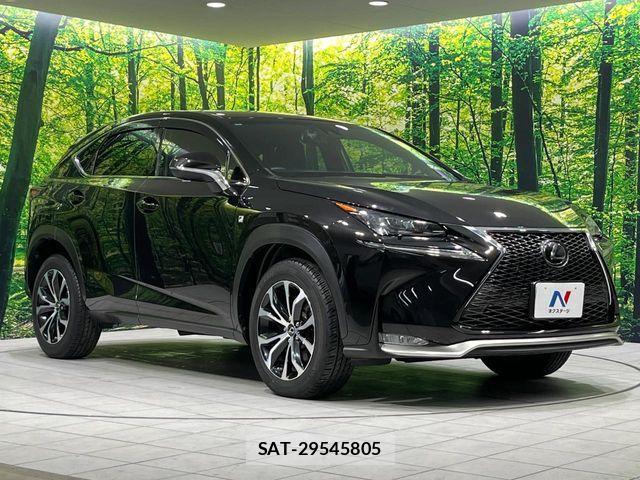 Lexus NX 2014-08 8208402-15