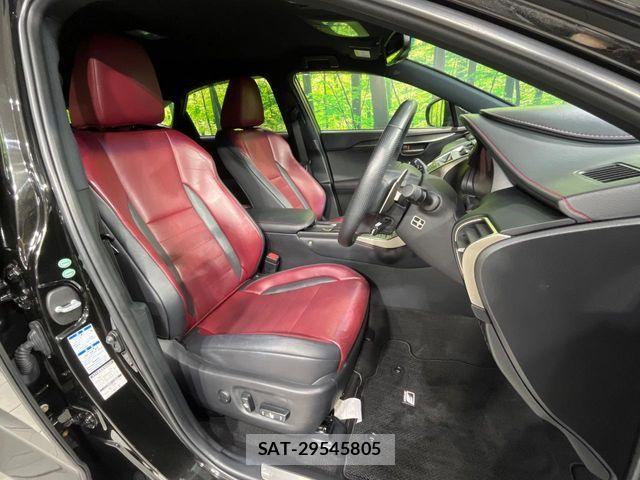 Lexus NX 2014-08 8208402-7
