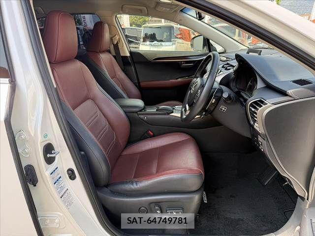Lexus NX 2014-10 8315197-15