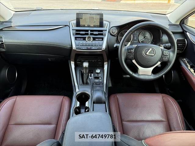Lexus NX 2014-10 8315197-1