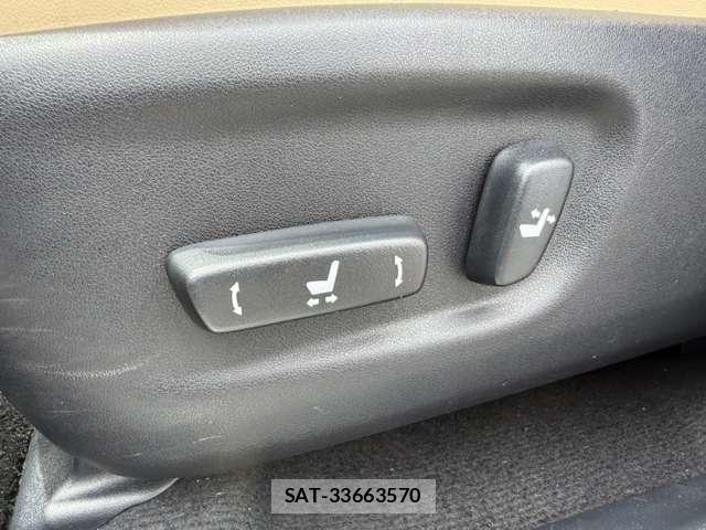 Lexus NX 2015-07 8525553-10