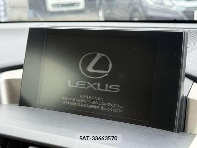 Lexus NX 2015-07 8525553-5