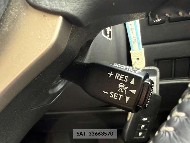 Lexus NX 2015-07 8525553-8
