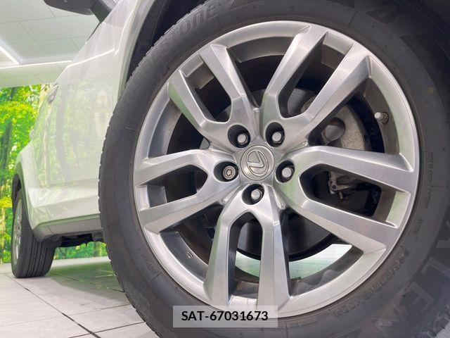 Lexus NX 2015-09 8659937-12