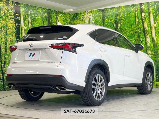Lexus NX 2015-09 8659937-16