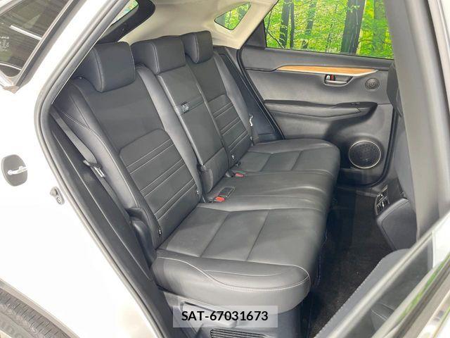 Lexus NX 2015-09 8659937-8