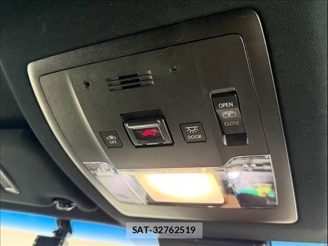 Lexus NX 2016-06 8666412-29