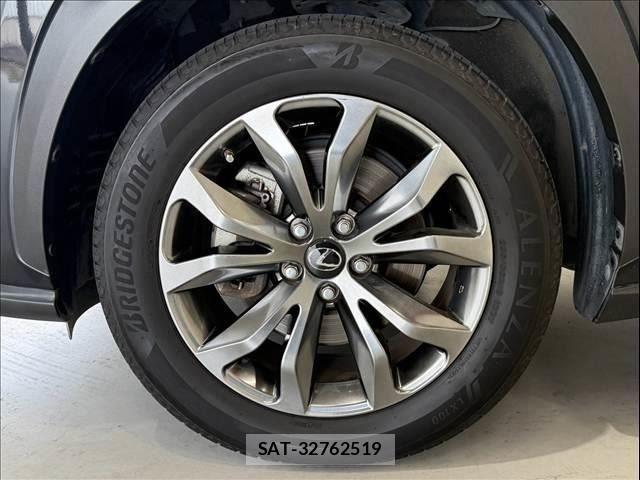 Lexus NX 2016-06 8666412-5