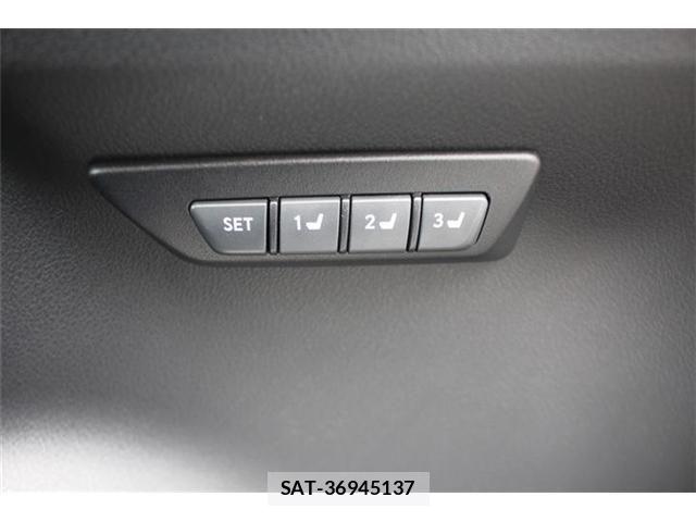 Lexus NX 2015-03 8743458-25