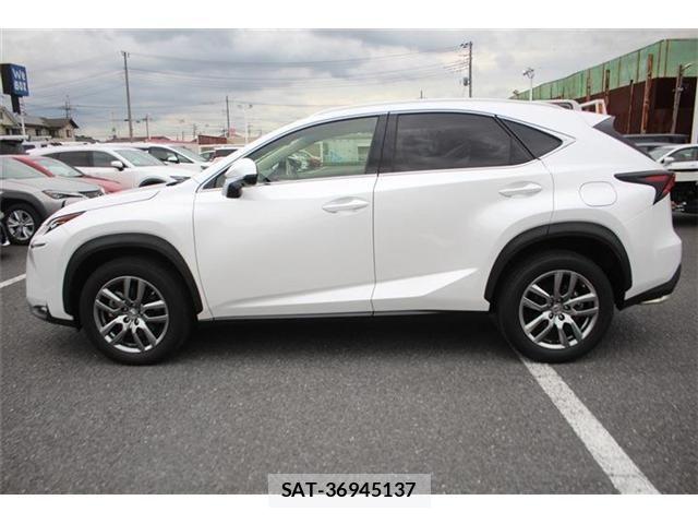 Lexus NX 2015-03 8743458-8