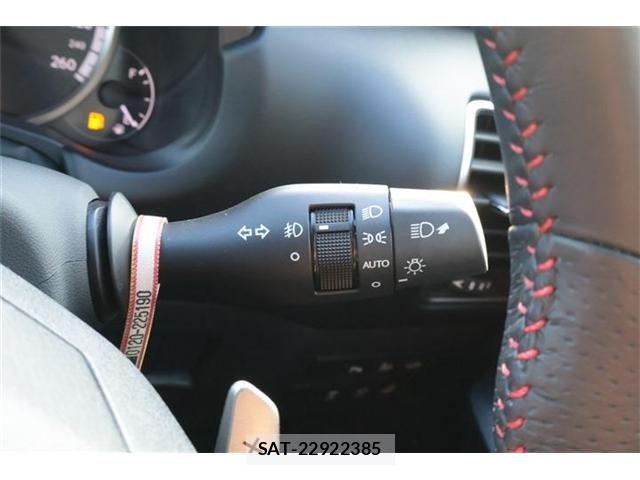 Lexus NX 2015-08 8743456-26