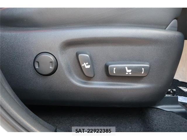 Lexus NX 2015-08 8743456-27