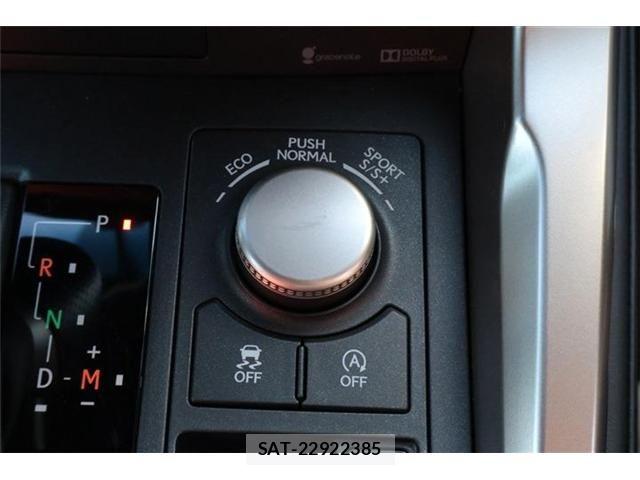 Lexus NX 2015-08 8743456-6