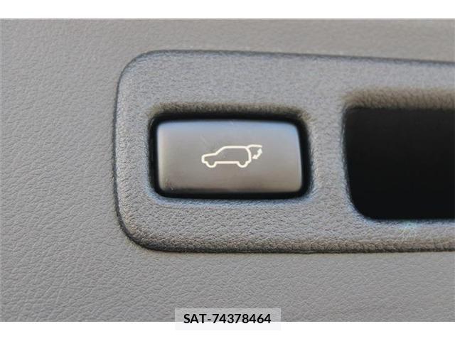 Lexus NX 2016-03 8796487-27