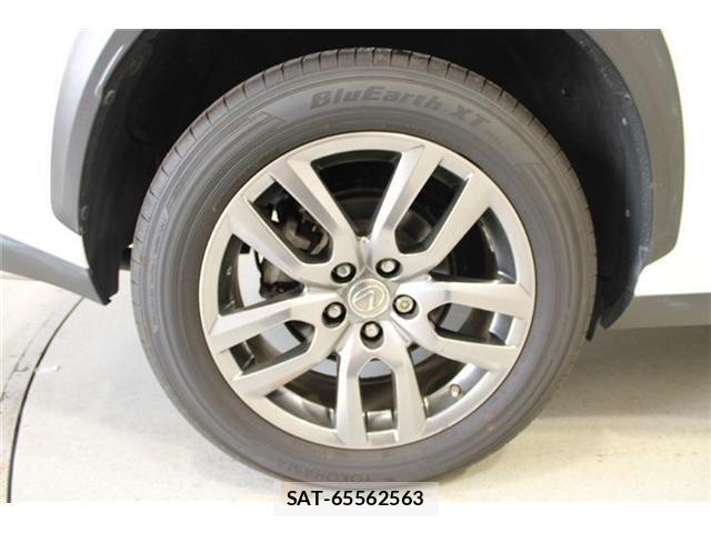 Lexus NX 2014-09 8829970-22