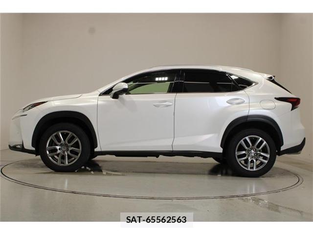 Lexus NX 2014-09 8829970-8
