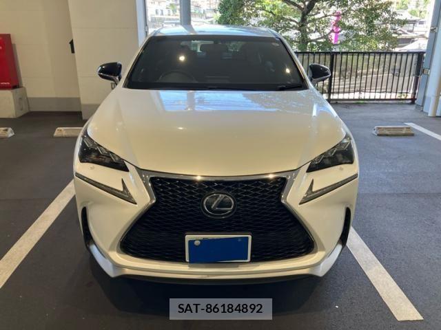 Lexus NX 2014-08 8849585-0