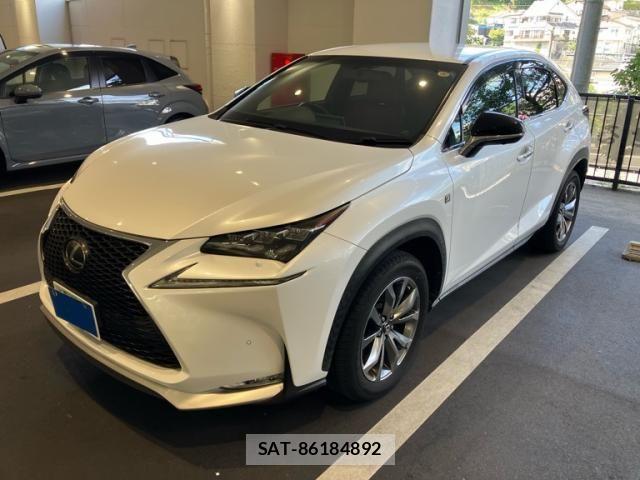 Lexus NX 2014-08 8849585-2