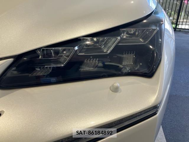 Lexus NX 2014-08 8849585-3