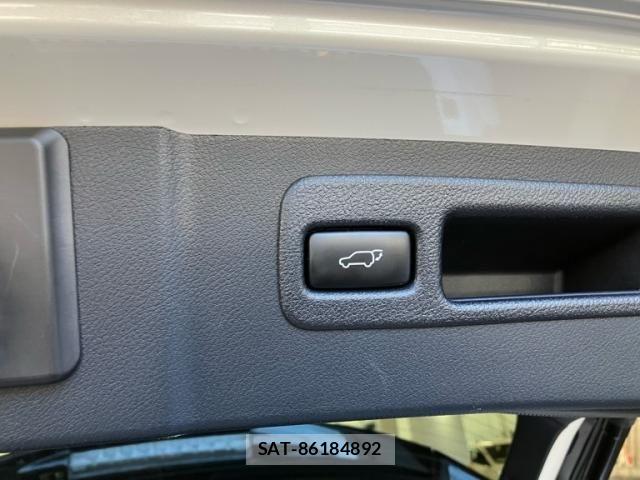 Lexus NX 2014-08 8849585-7