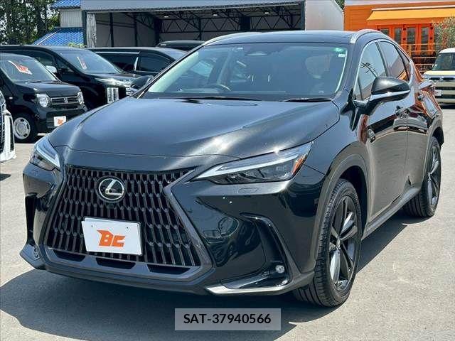 Lexus NX 2022-11 988448-9