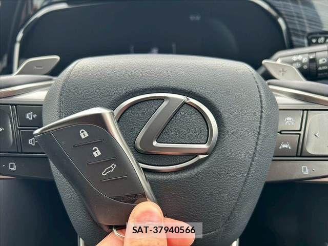 Lexus NX 2022-11 988448-3