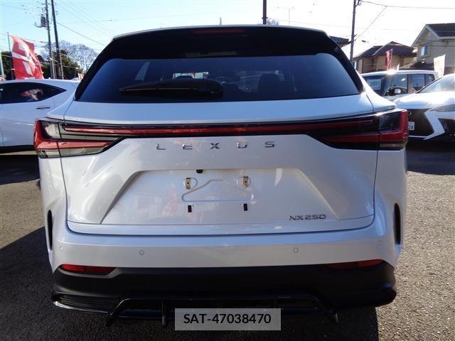 Lexus NX 2023-02 1847109-6
