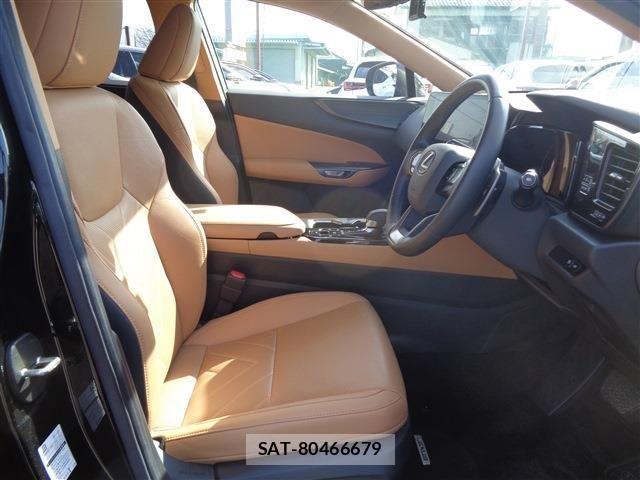 Lexus NX 2023-02 4044673-16