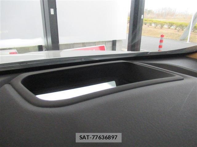 Lexus NX 2023-03 4639599-11