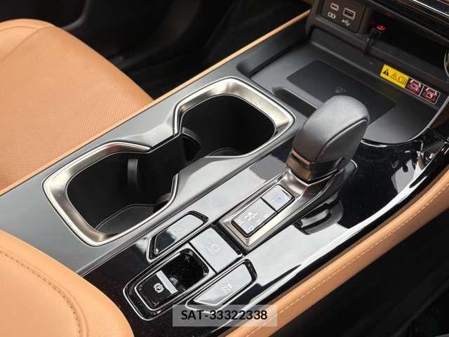 Lexus NX 2023-05 6716532-21