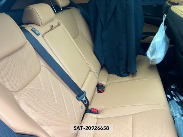 Lexus NX 2024-09 7221012-10