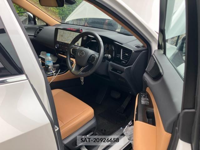Lexus NX 2024-09 7221012-16